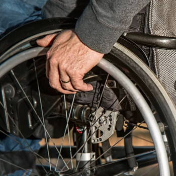 Αναπηρικά επιδόματα: Οι κερδισμένοι των αυξήσεων 8% – Αναλυτικά τα ποσά